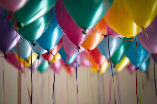 Super Promo Team Jessi - Detalles, Fresas para todo el año, Bouquet de Globos, Decoración, Redes Sociales y Ventas